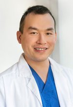 Dr. med.  Alexander Heinrich