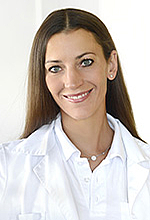 Dr. med.  Annina Büsser