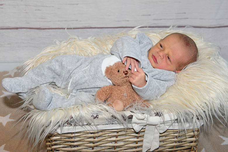 Oliver Benjamin