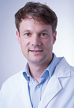 Dr. med.  Alexander Frank
